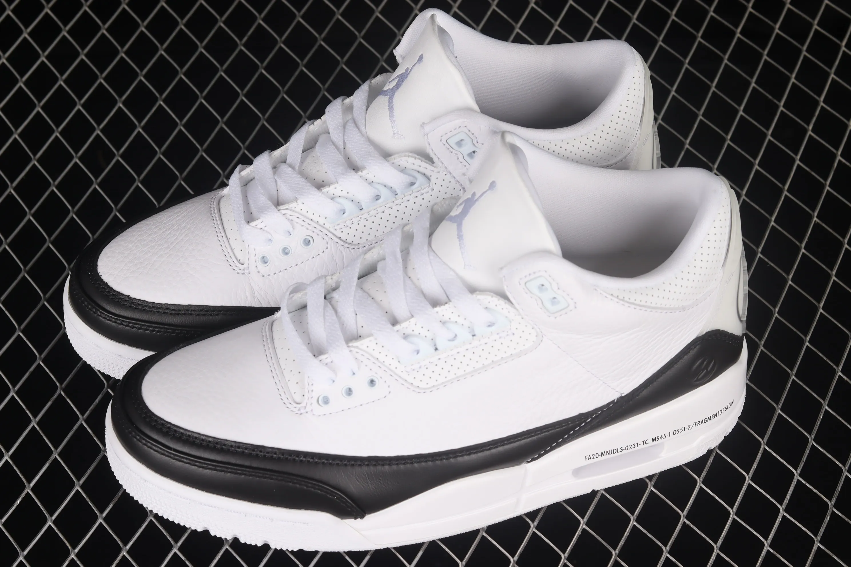 All categories Air Jordan Jordan series basketball shoes Air Jordan 3 foreign trade version Fragment Design x Air Jordan 3 AJ3 Joe 3 Hiroshi Fujiwara Lightning joint DA3595-100
